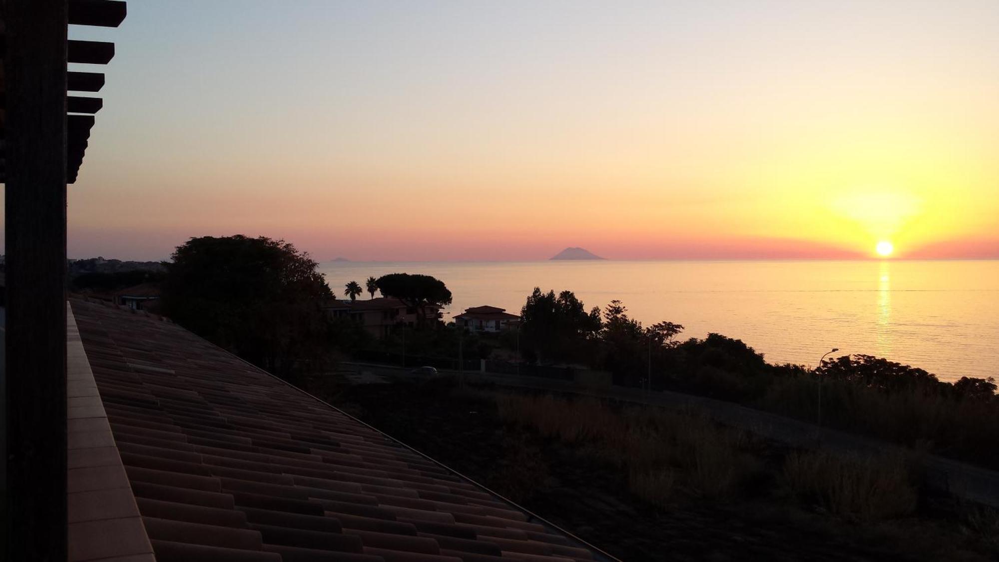 Apartamento Terrazza Michelino Parghelia Exterior foto