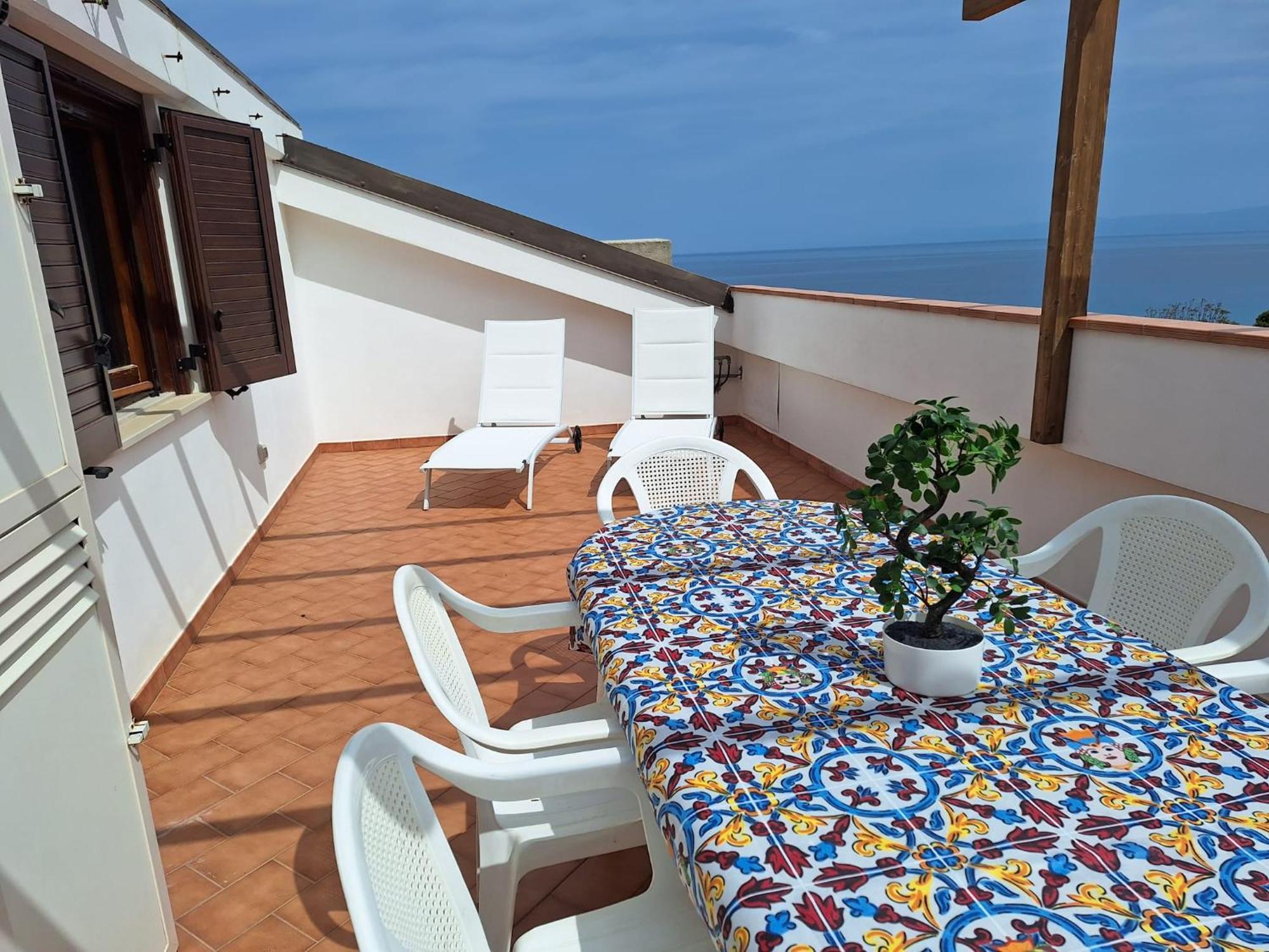 Apartamento Terrazza Michelino Parghelia Exterior foto